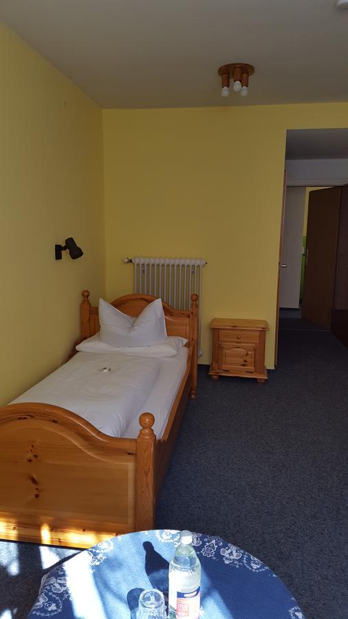 Schwarzwaldgasthof Baren Hotel ทิทิเซ-นอยชตัดท์ ภายนอก รูปภาพ