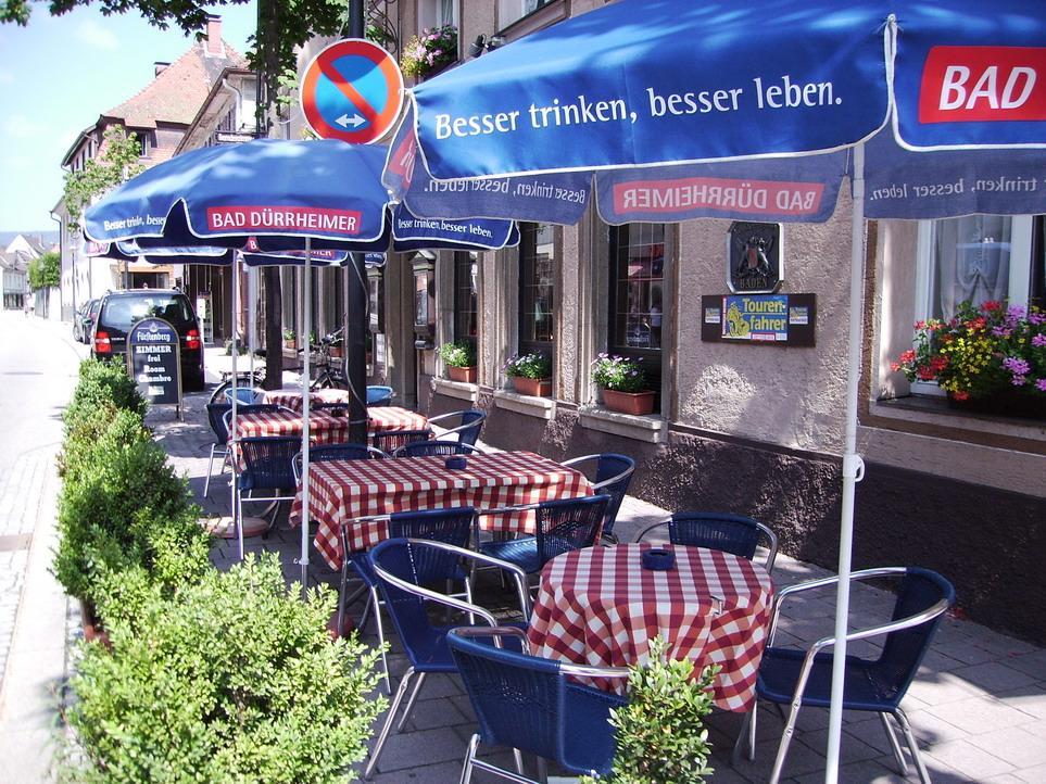 Schwarzwaldgasthof Baren Hotel ทิทิเซ-นอยชตัดท์ ภายนอก รูปภาพ